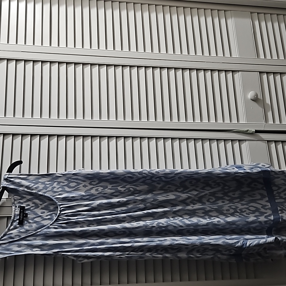 Ellen tracy nightgown